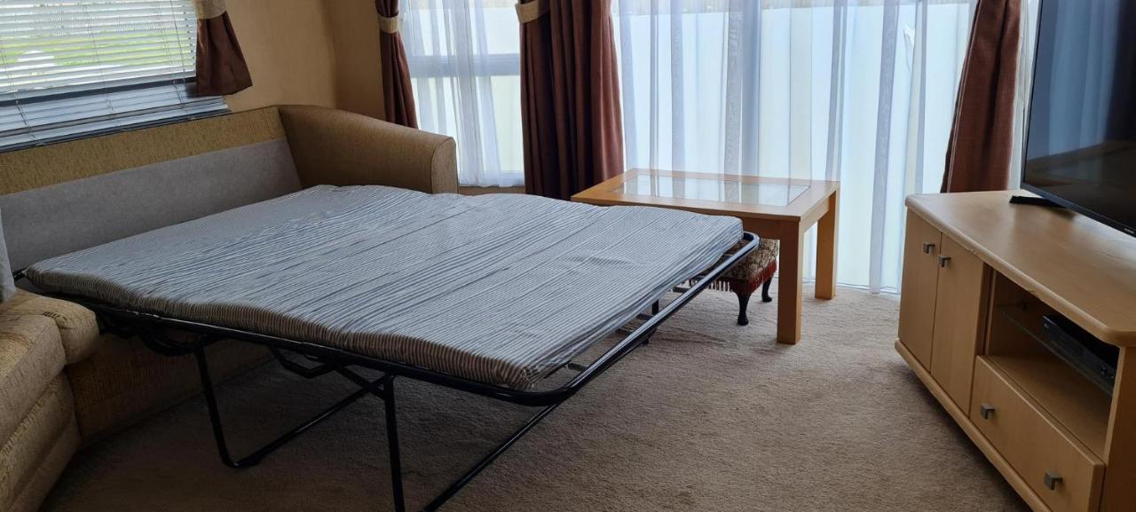 Hotel Lovely Caravan With Decking At Coral Beach Park In Lincolnshire Ref 77001C Ingoldmells Esterno foto